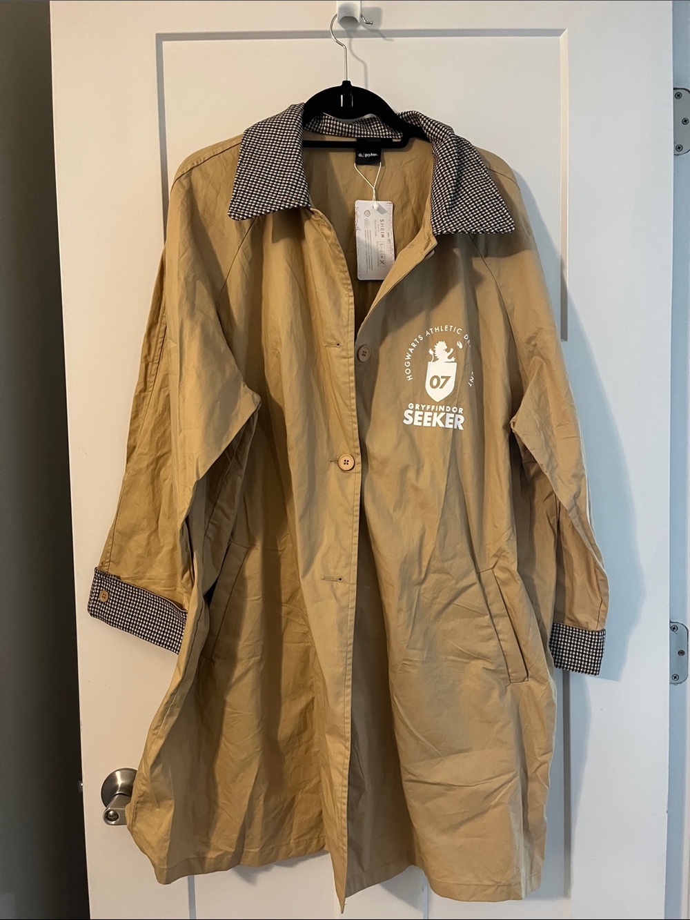 SHEIN Mustard-Tan Lightweight Harry Potter Seeker Jacket with Patterned Trim